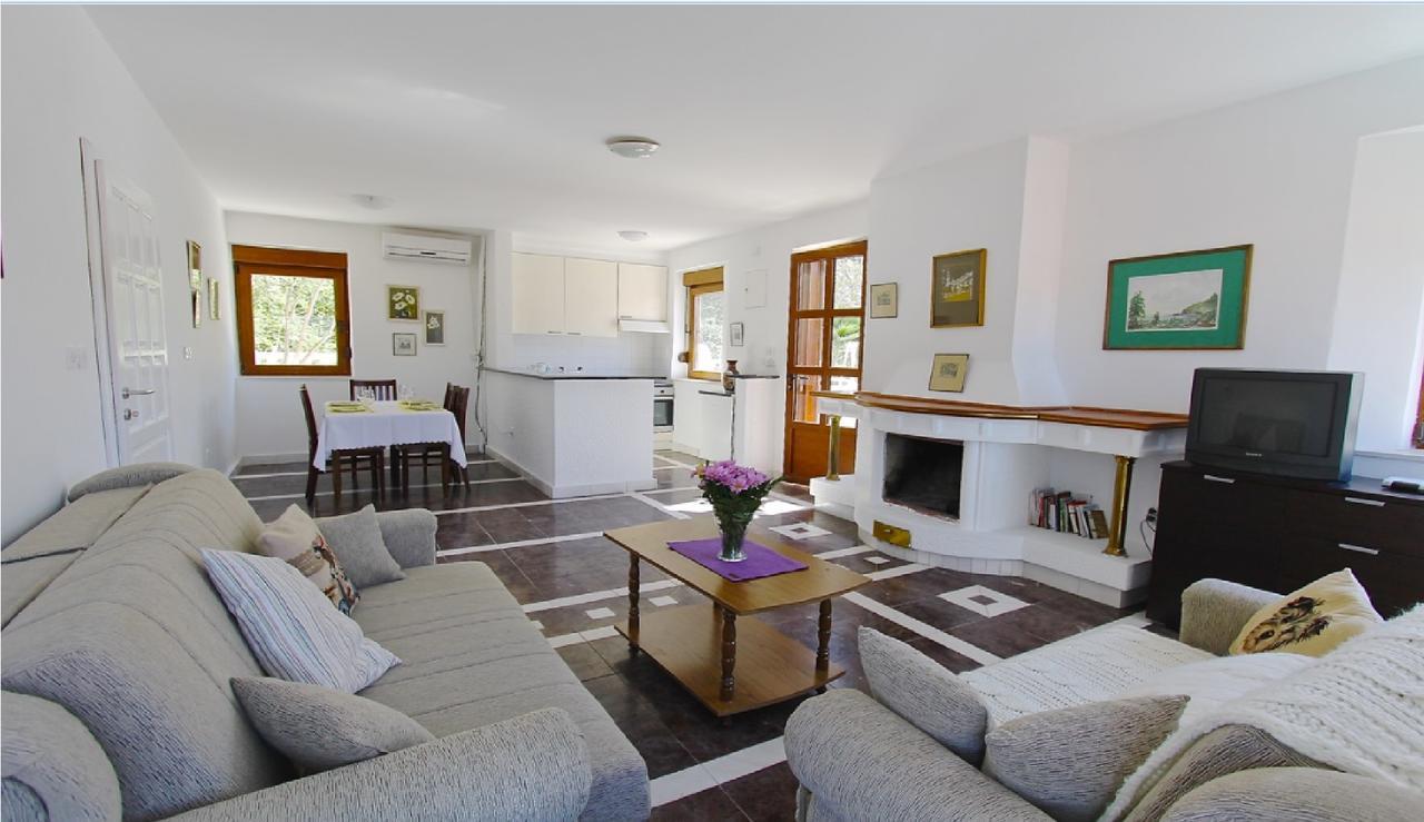 Villa Antic With Private Pool In Будва Екстериор снимка